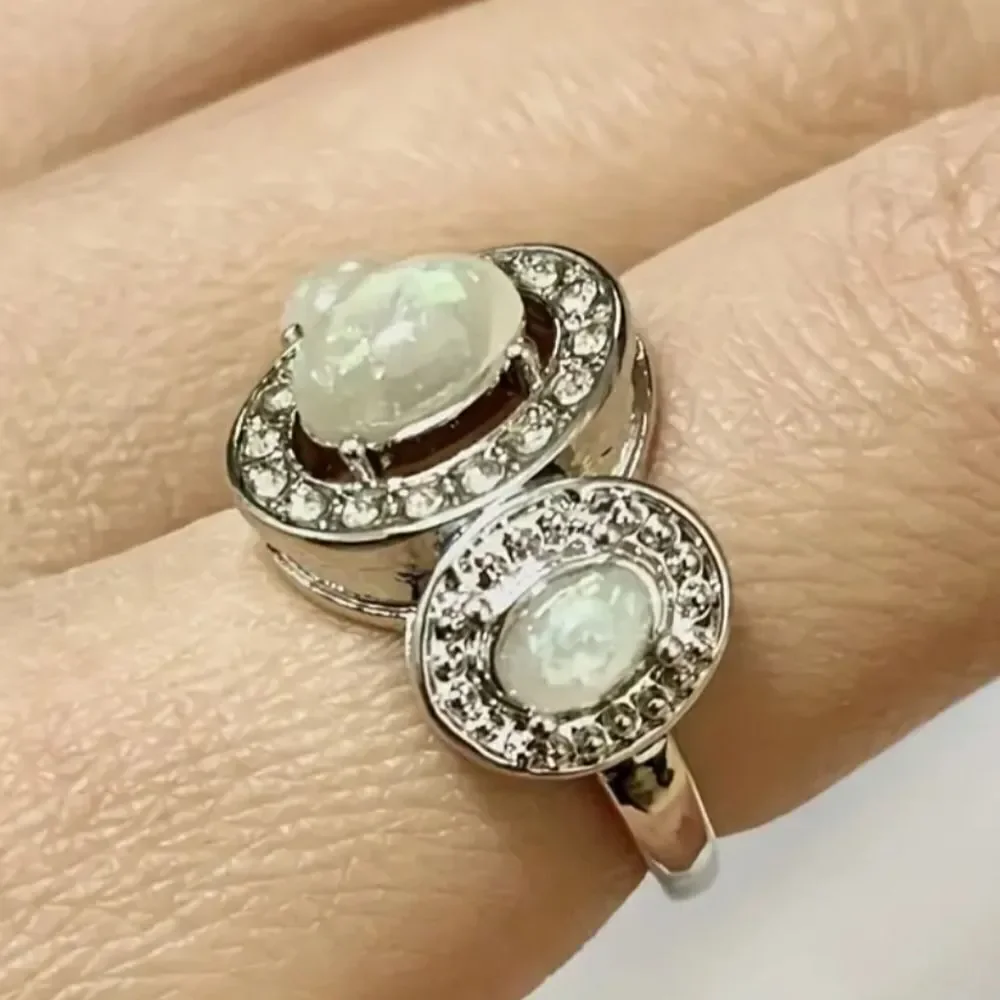 Vintage Lab Created 3 moonstone ladies ring sz 8